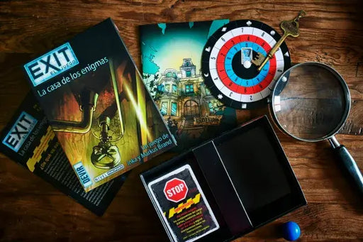 EXIT 12 - La Casa de los Enigmas Juego de Mesa Devir